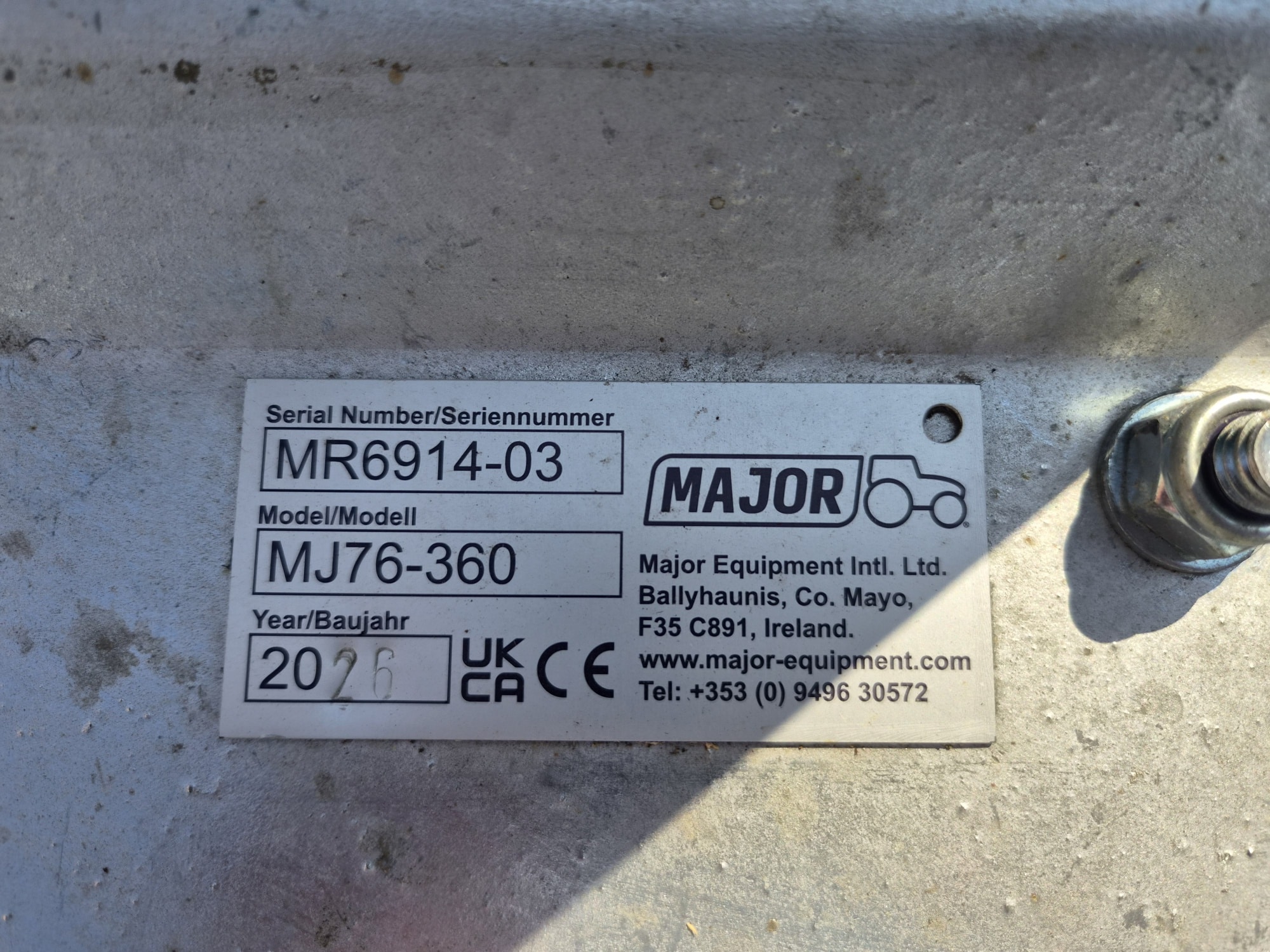 Ex Demo Major MJ76-360 Contoura triple deck roller mower - Image 6